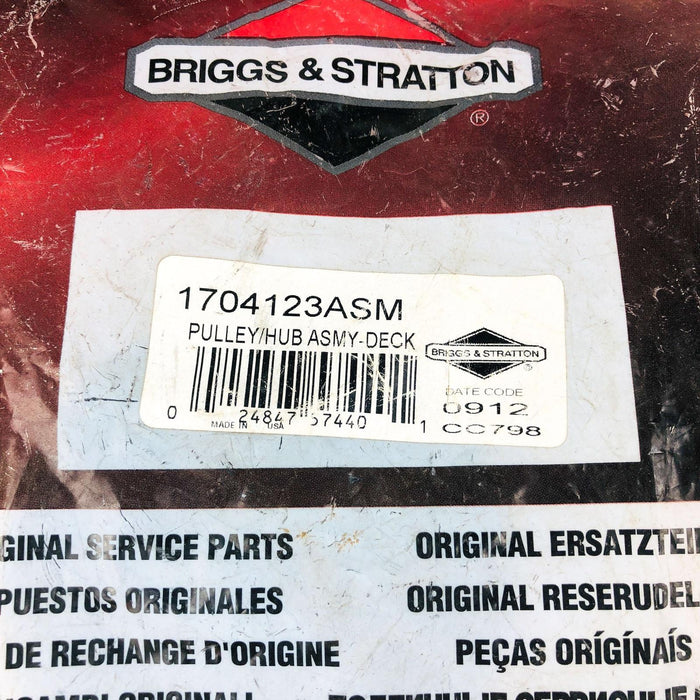 Briggs and Stratton 1704123ASM Pulley Hub Assembly Deck OEM NOS USA Sealed 5