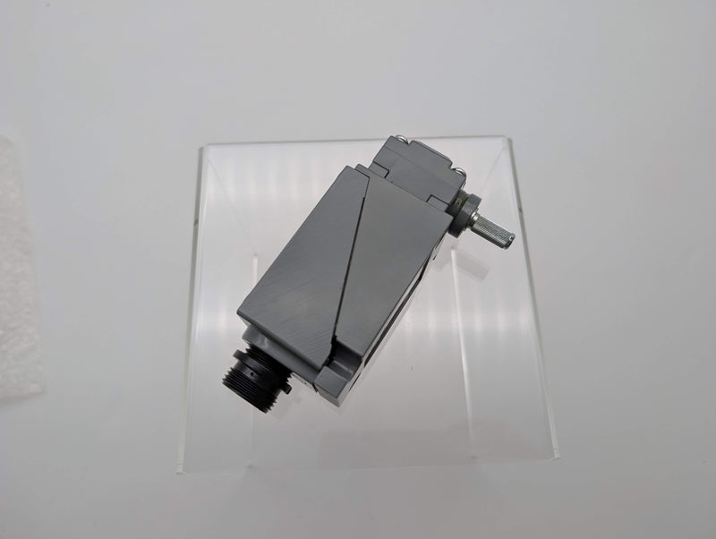 Allen Bradley 802T-AGPJ1 Oiltight Plug-In Limit Switch Lever Type 1 NO 1 NC