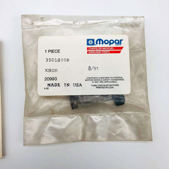 Mopar 35018998 Knob for Console Electrical Instrument Panel OEM NOS Sealed 1