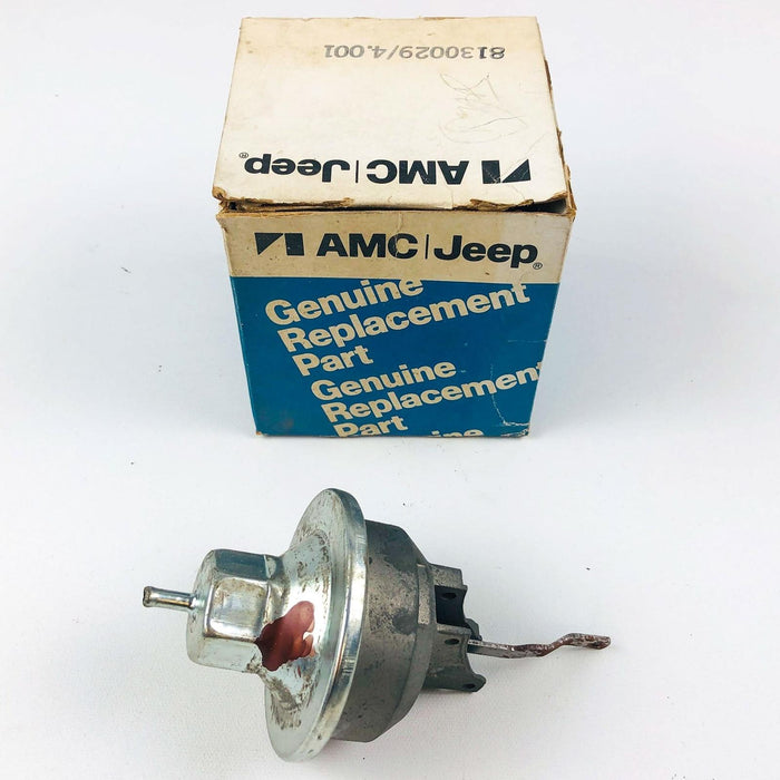 AMC Jeep 8130029 Control for Distributor Vacuum OEM NOS 1981-86 SJ 5.9 8cyl 1