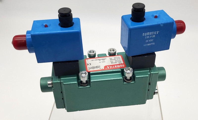 Numatics 122BB400R061D61 Pneumatic Valve 5/2 Double Solenoid 1/4" NPTF 24V 1/4A 4