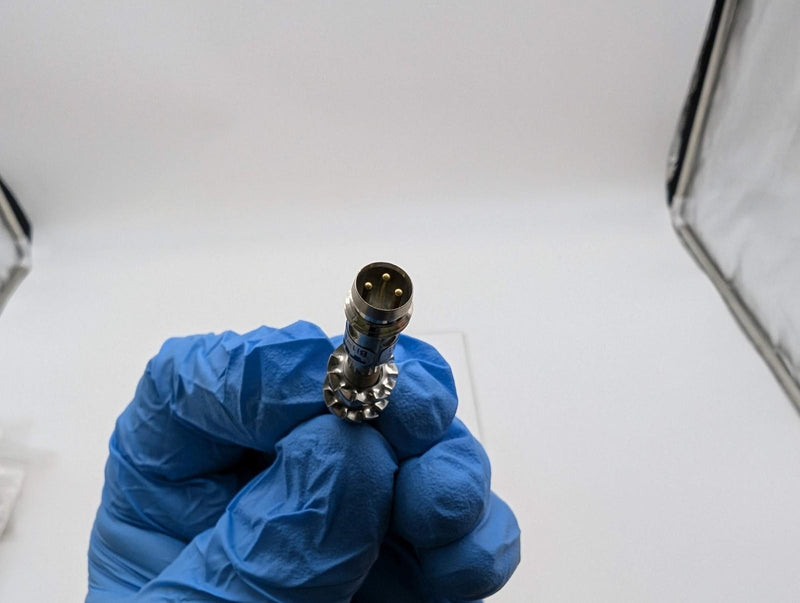 Turck BI1-EG05-AP6X-V1331 Inductive Sensor M5 × 0.5 Threaded 3 Wire 10-30 VDC 3