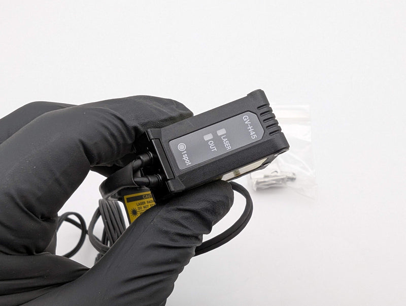 Keyence GV-H45 Digital CMOS Laser Sensor Head 20-45MM FDA Class 2 Safety 560 µW