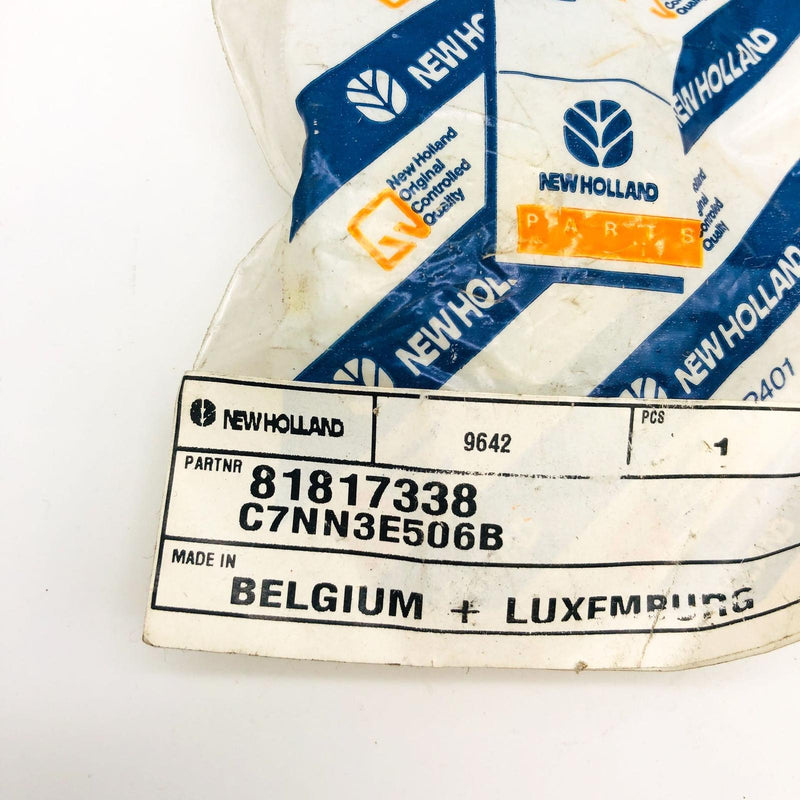 New Holland 81817338 Clamp Holder OEM NOS CNH C7NN3E506B Sealed 5