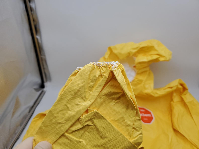 Dupont Tychem 2000 Hazmat Coverall Suit XL Hooded Socks Yellow QC122TYLXL000400 4