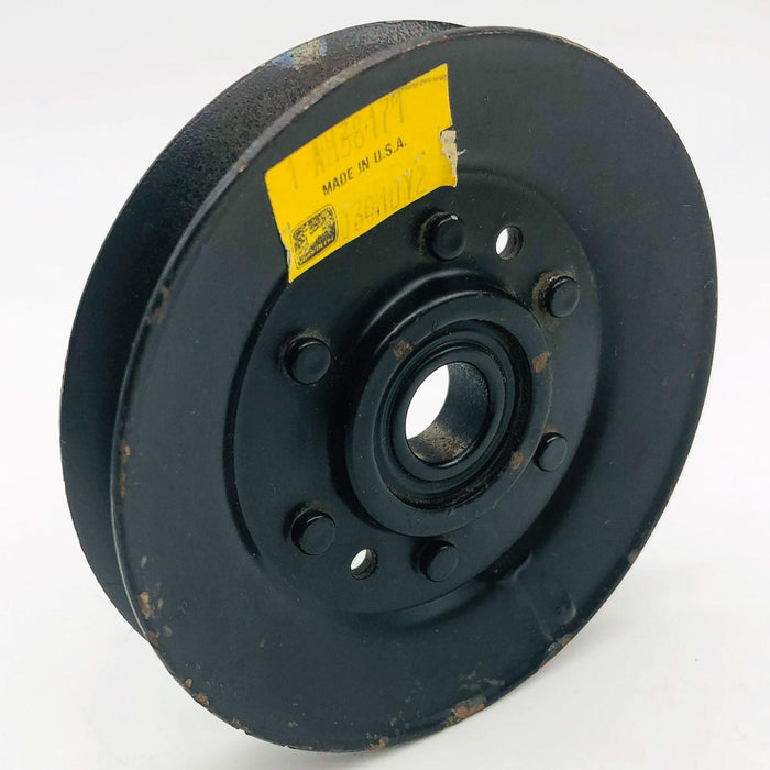 John Deere AM38171 Idler Pulley OEM New Old Stock NOS Loose No Pkg 1