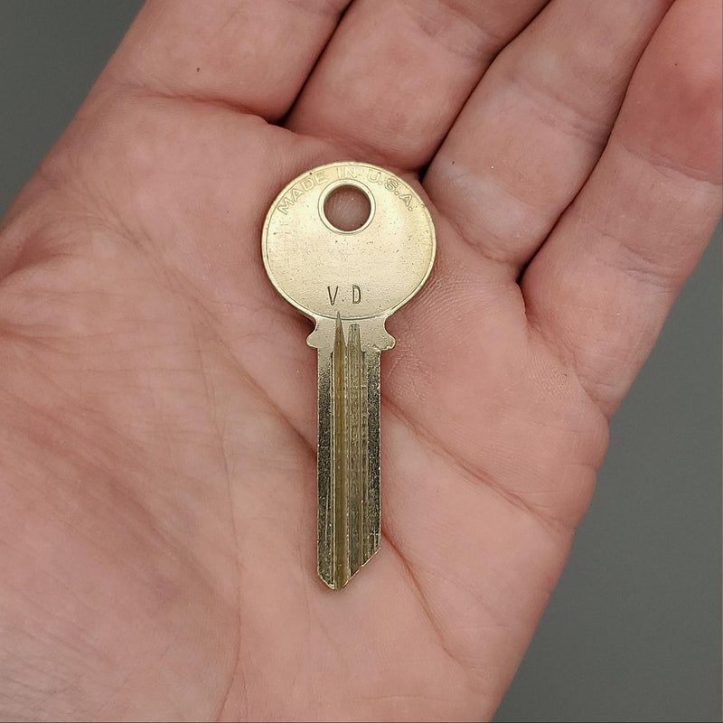 Yale Key Rn11 10x Yale RN11 VD Key Blanks VD Keyway Nickel Silver 6 Pin NOS — HKResale