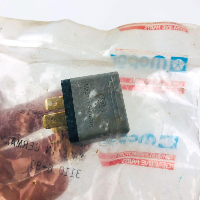 Mopar 5758912 Relay Trailer Towing OEM NOS 1981-86 88-90 XJ Cherokee Wagoneer 4
