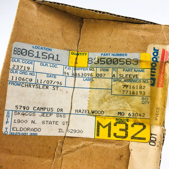 Mopar 83500563 Synchronizer Sleeve Fork New Design AX-4 AX-5 OEM NOS Jeep 81-86 8