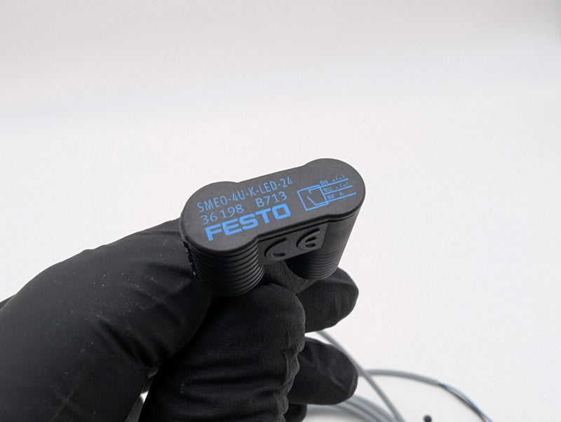 Festo SMEO-4U-K-LED-24 Magnetic Reed Proximity Sensor 12–27 VDC N/O 2.5M 36198