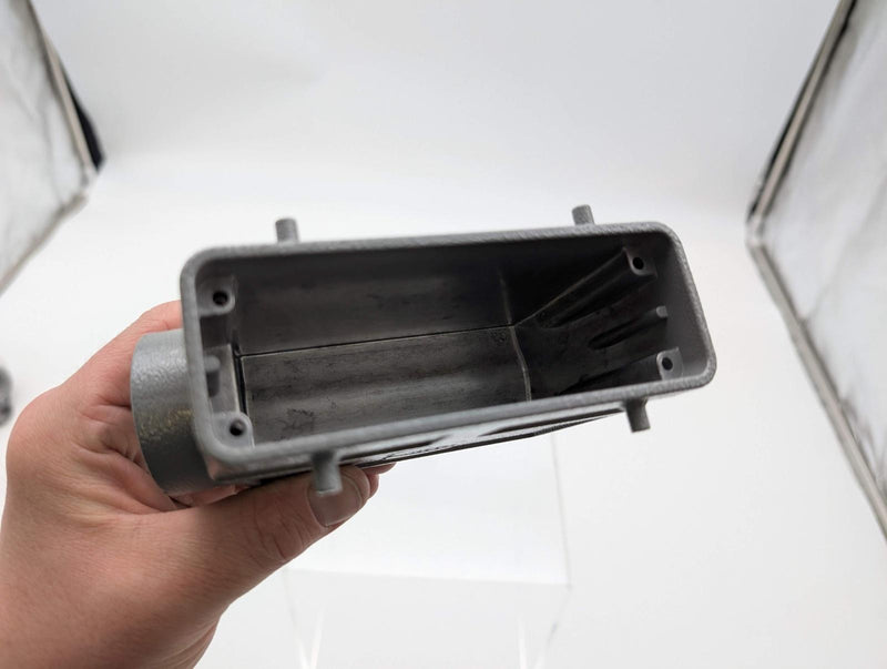 Harting 09300240521 Side Entry Hood Size 24B Aluminum Body 120mm L x 57mm W 2