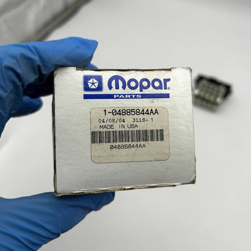 Mopar 4885844AA HVAC Blower Motor Resistor OEM NOS Open 2