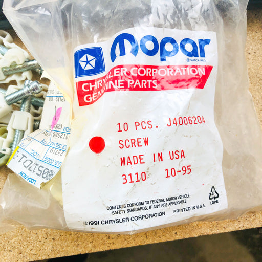 Mopar J4006204 Screw for Headlight Headlamp Adjusting Philips OEM NOS 1ct 2