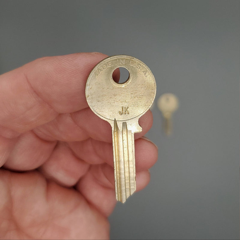 5x Yale RN13-1/2 Key Blanks JK Keyway Nickel Silver 5 Pin NOS 2