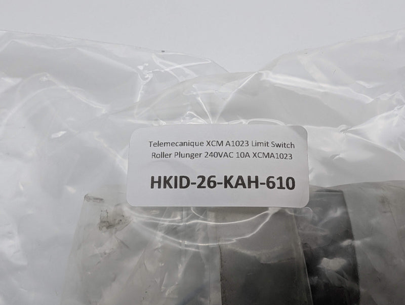 Telemecanique XCM A1023 Limit Switch Roller Plunger 240VAC 10A XCMA1023