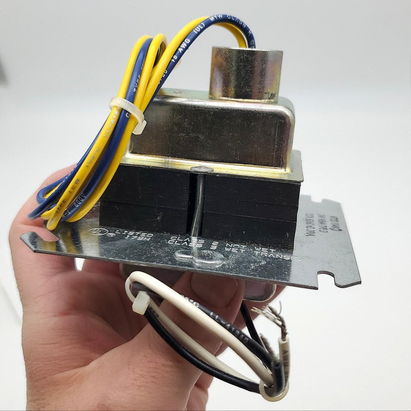 Honeywell AT72D1048 Transformer 120 VAC 4"x4 Plate Mount 1/2" Female Spud 4