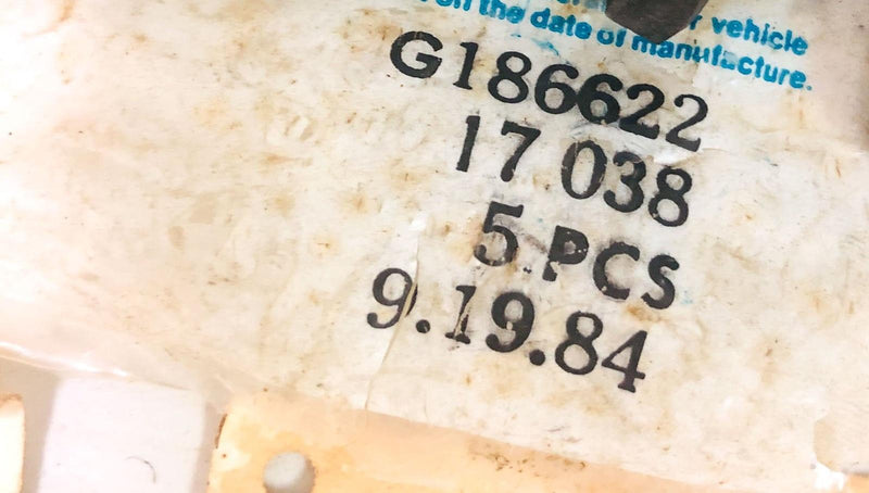 AMC Jeep G186622 Bolt Stud for Exhaust Manifold OEM NOS Mopar J0186622 2