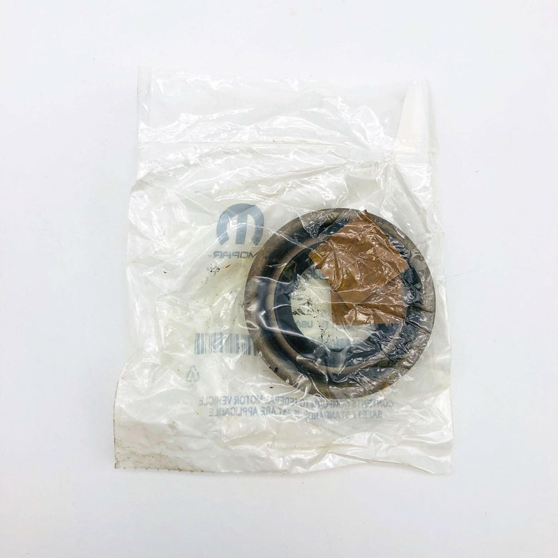 Mopar 4856336 Seal Axle Drive Shaft OEM NOS 01-06 Jeep Wrangler Cherokee 06/04 3