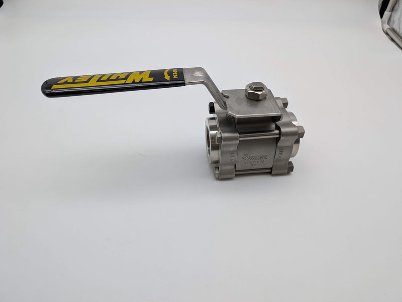 Whitey Swagelok SS-67TF20 1.25" FNPT Ball Valve 316 Stainless Steel 1500 PSIG