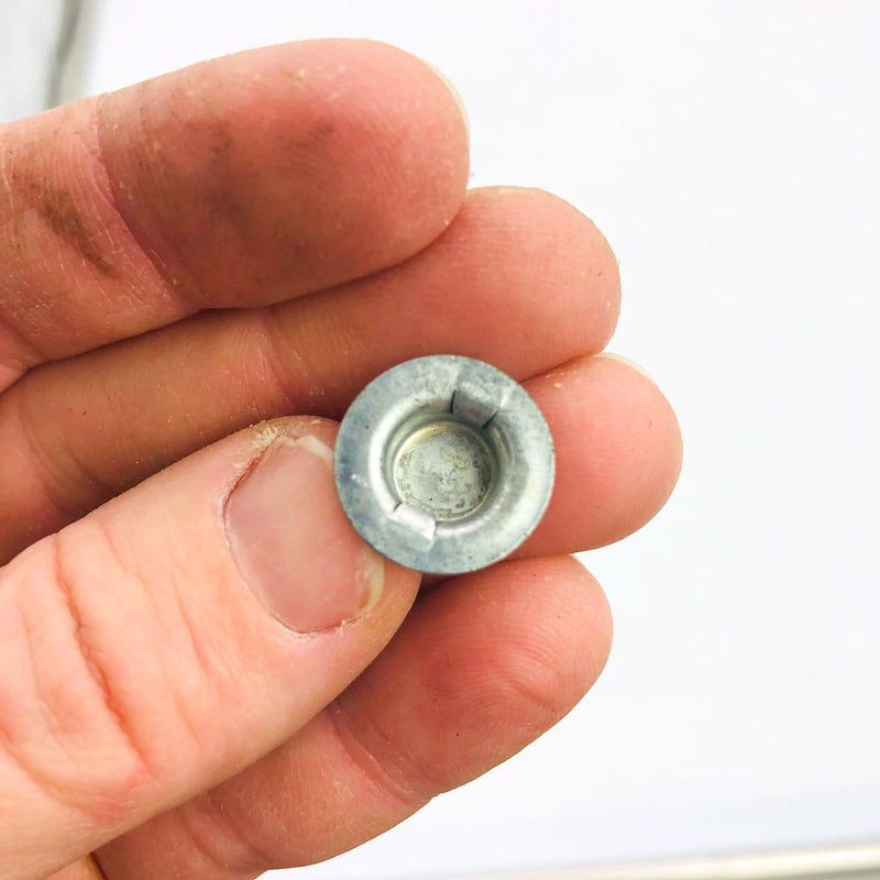 Lawn-Boy 605546 Push Nut OEM New Old Stock NOS Loose Superseded to 32112-11 4