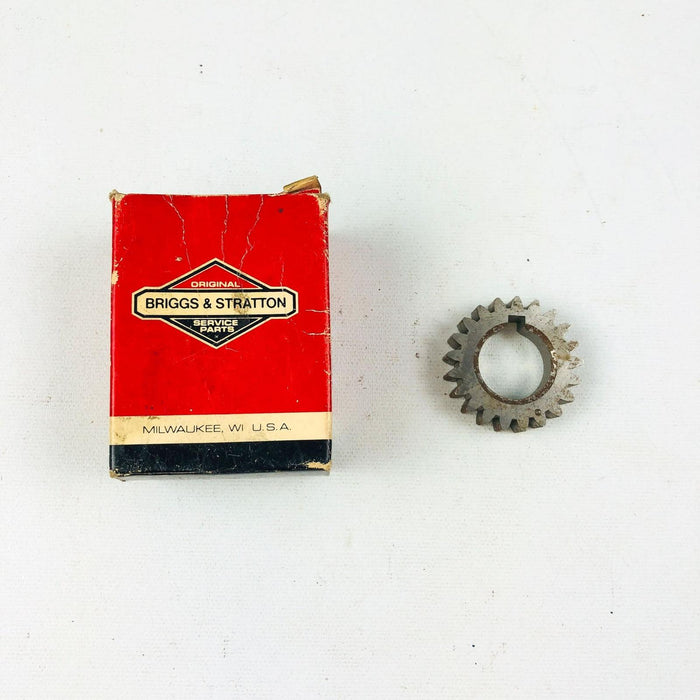 Briggs and Stratton 261721 Timing Gear OEM NOS For Simplicity Snapper 8