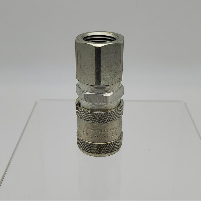 Aeroquip FD49 Hydraulic Quick Coupling w/ Valve 3/8" x 1/2" NPT FD49-1001-08-06 1