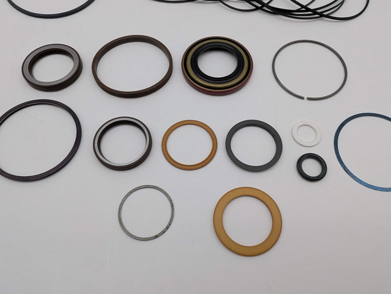 White / Danfoss 600555000 Seal Kit for DR 600 & 620 Series Orbital Motors OEM