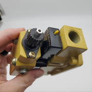 Master Pneumatic A60065 Single Point Lubricator 3/4" NPTF Ports 3