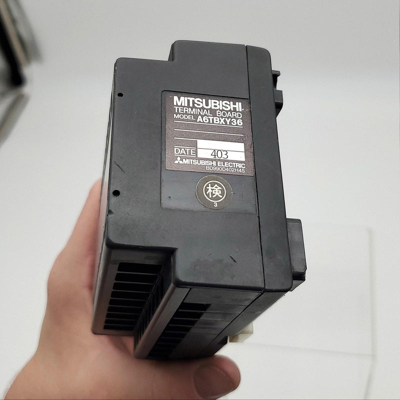 Mitsubishi A6TBXY36 PLC Terminal Block Positive Common Input Sink Input Output 4