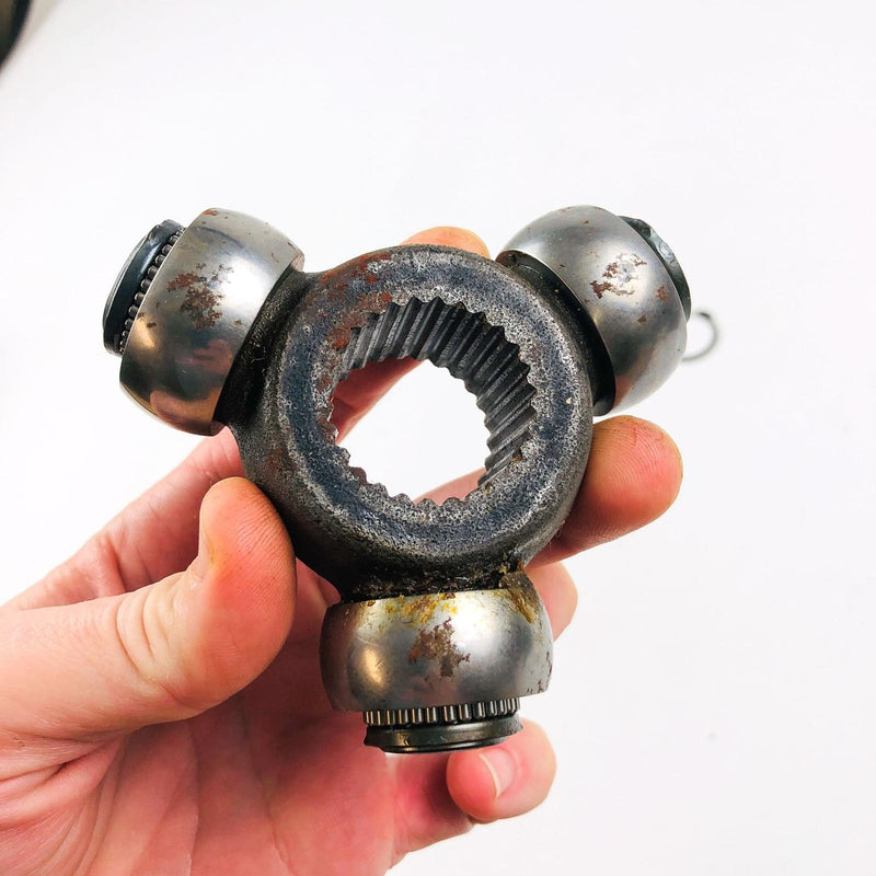 Mopar J8133581 Tripod Joint Spider OEM NOS For Jeep 8