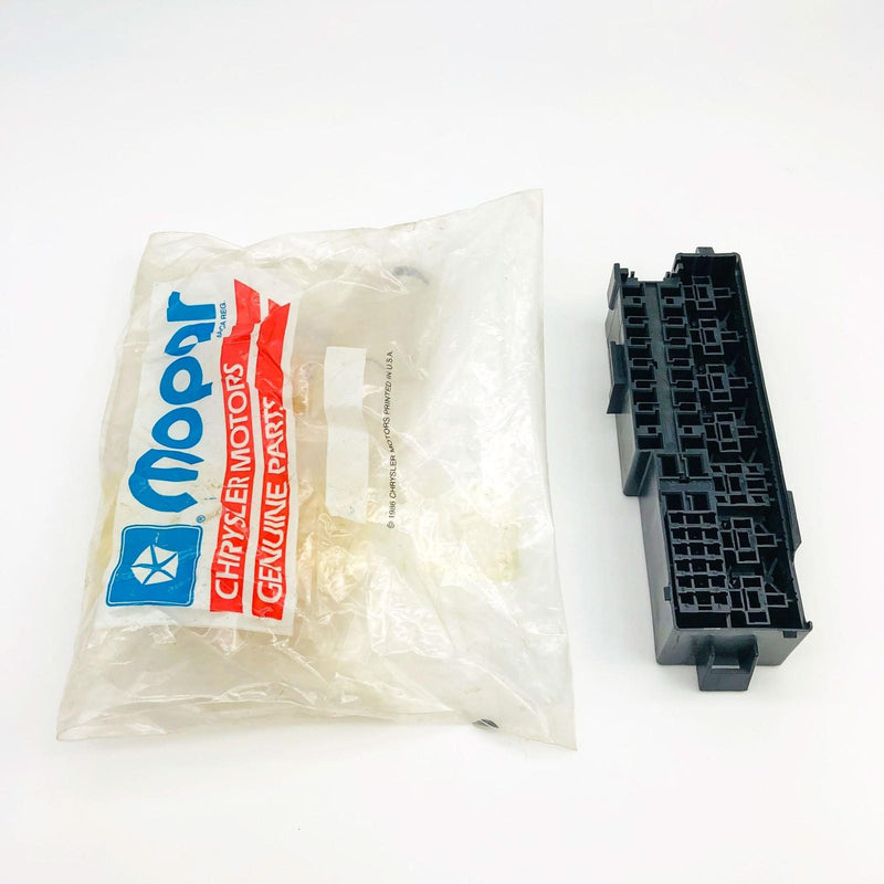 Mopar 56017429 Power Distribution Center Housing Wiring OEM NOS 1991-93 Jeep 9