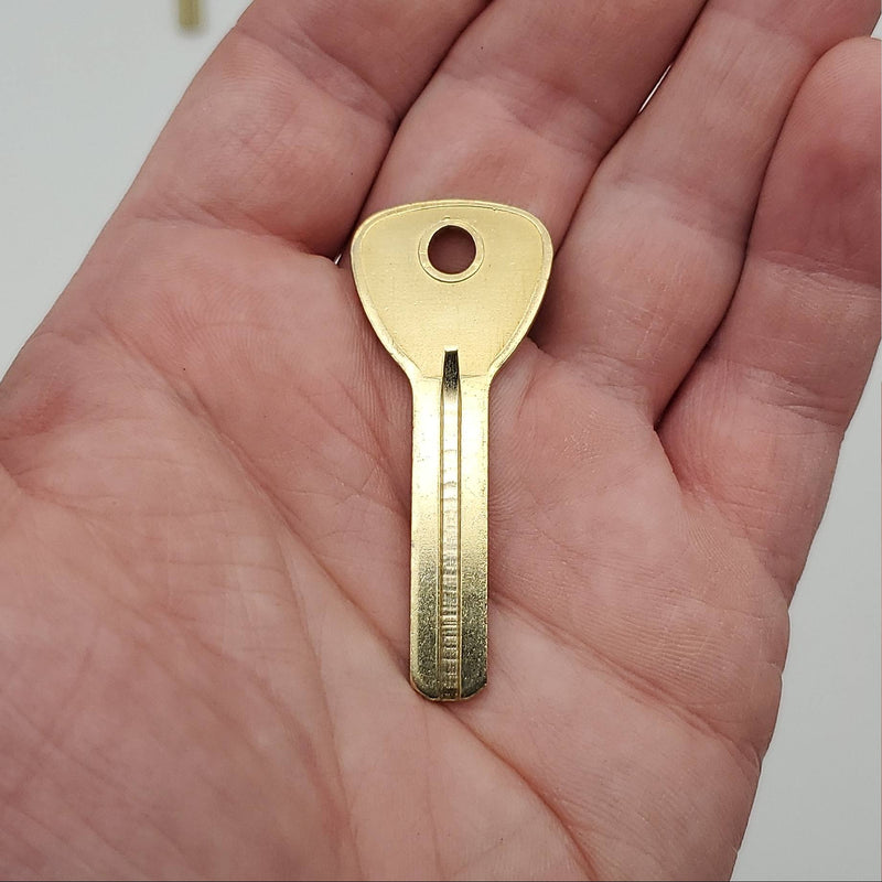 2x Taylor T78M / TR18 Key Blanks Vintage Toyota Vehicles Nickel Silver NOS 2