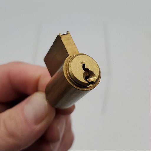 Yale 1802 Lock Cylinder Satin Brass PARA E1R Keyway 6 Pin Key in Knob 1
