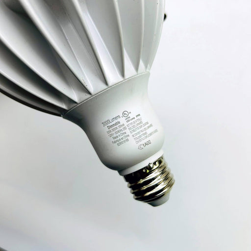 Philips 534610 Flood Light Bulb 33PAR38/PER/830/F25/DIM/120V LED/DEL E26 Base 2