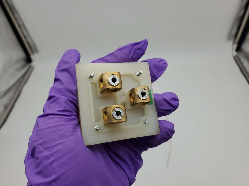 Hubbell 9368 Angle Plug 50A 250V 2 Pole 3 Wire 1 Phase 5