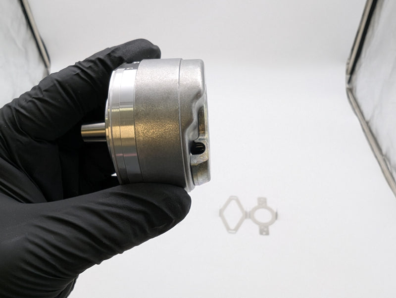 Heidenhain 749147-04 Incremental Rotary Encoder 2048 P/R ERN 1387.071-2048