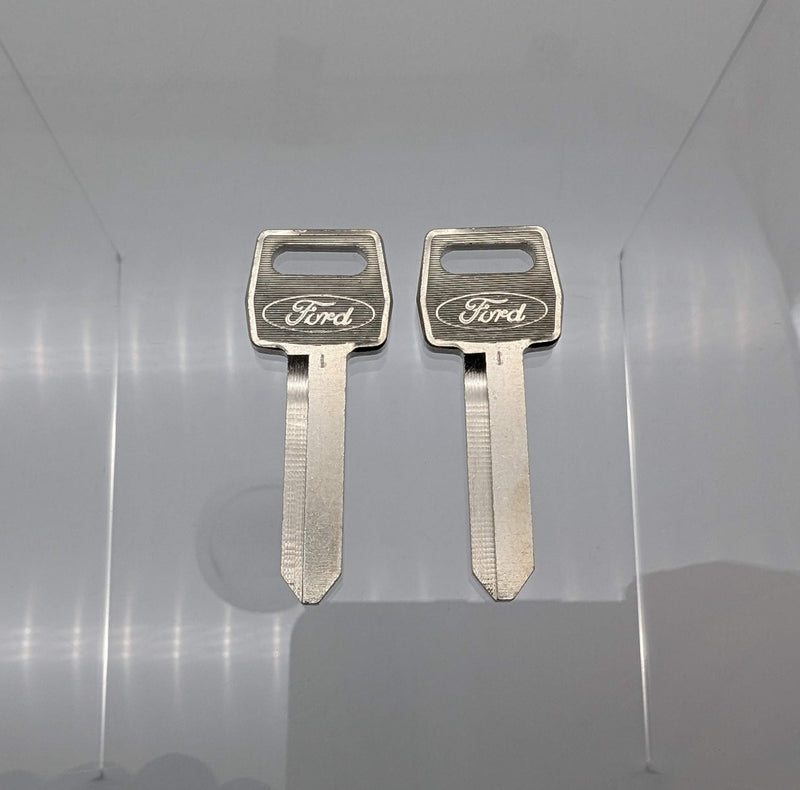 2x Ford Original Ignition Key Blanks Oval Logo Older Cobra, Ranger, Crown Vic 1