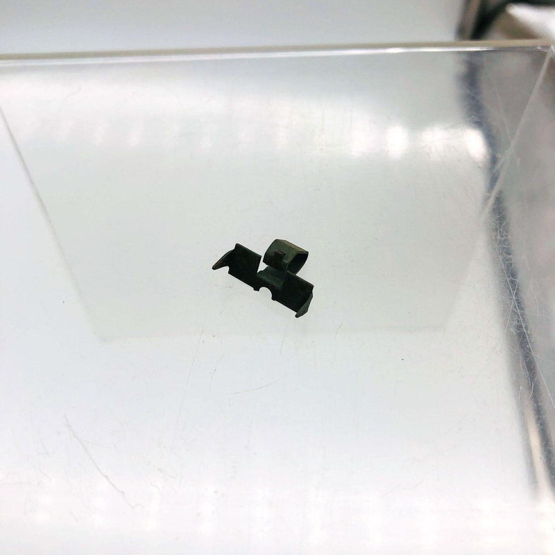 AMC Jeep 4005282 Retainer Clip OEM New Old Stock NOS Loose 10