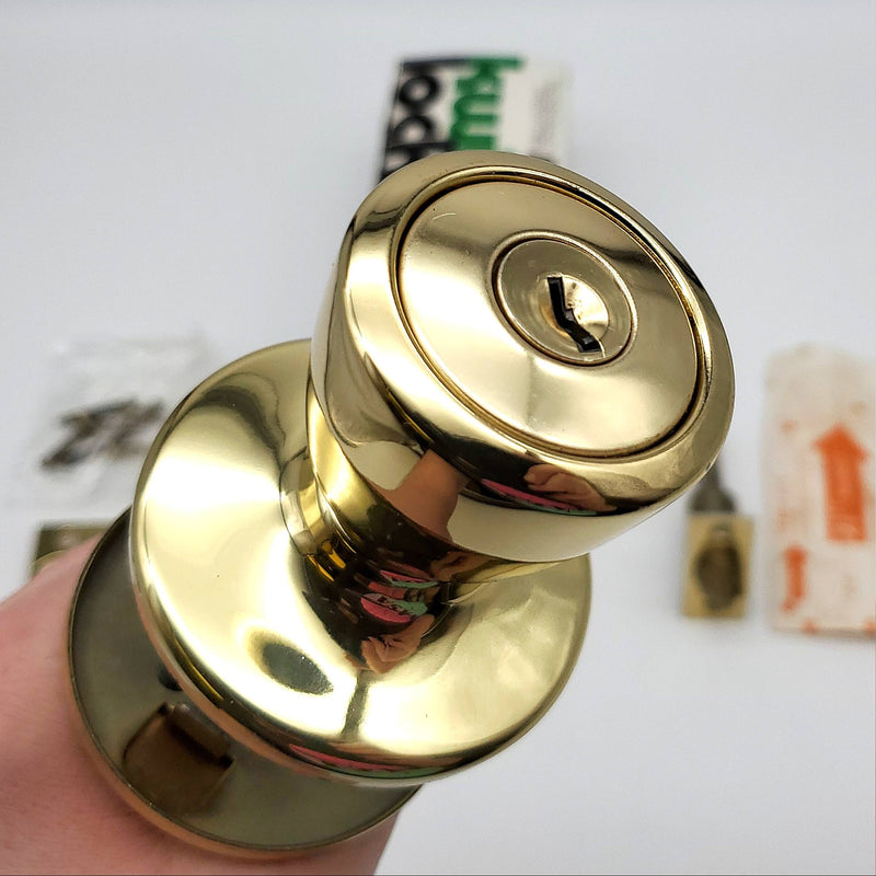 Kwikset Entry Door Knob Double Cylinder 2-3/8" Backset Bel Air Polished Brass