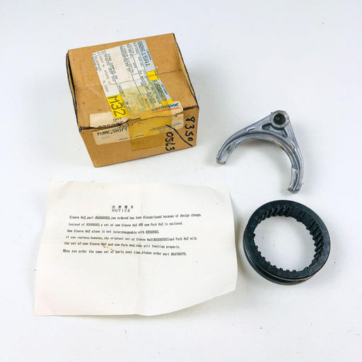 Mopar 83500563 Synchronizer Sleeve Fork New Design AX-4 AX-5 OEM NOS Jeep 81-86 1