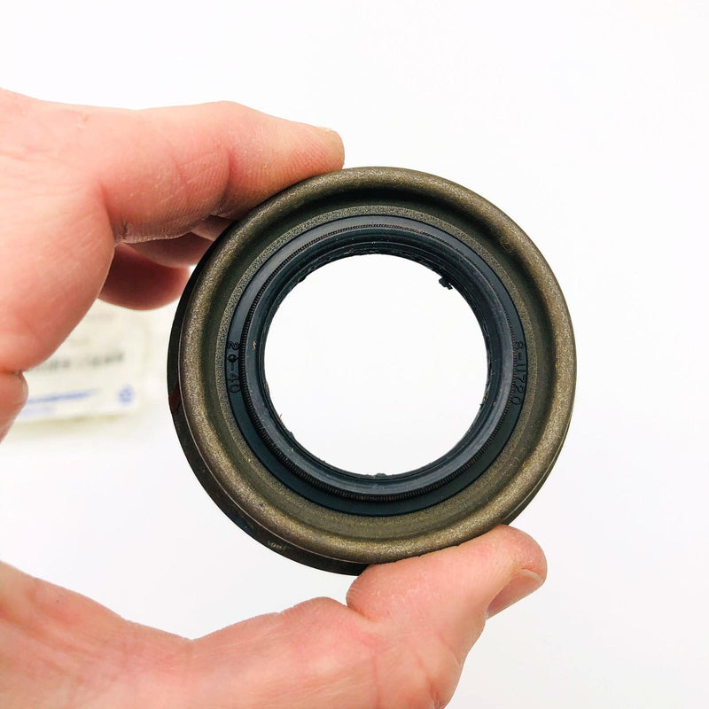 Mopar 4856336 Seal Axle Drive Shaft OEM NOS 2001-06 Jeep Wrangler Cherokee Open 6