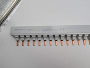 Schneider M9XCP157 Multi 9 Combo Busbar 80A 277/480 VAC 18mm Pitch 57 Modules 2