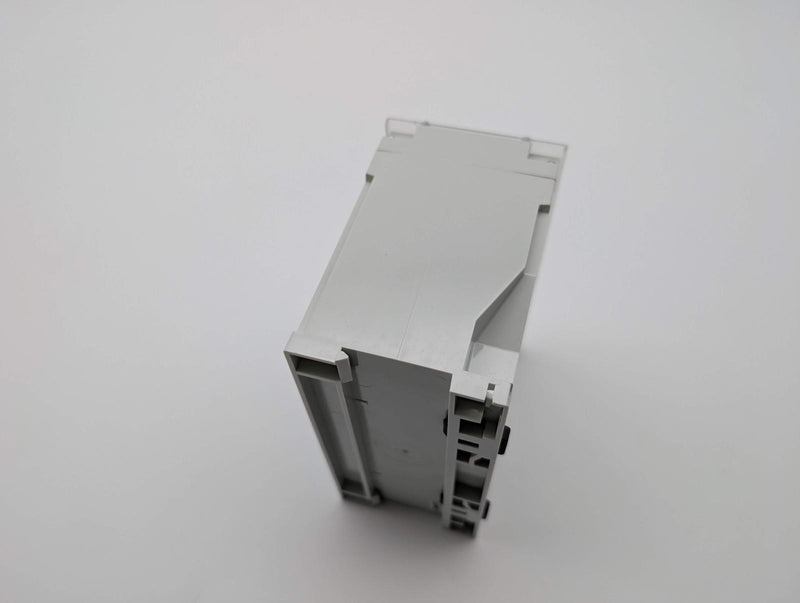 Crompton 256-PLLU-SCBX-C6 Synchro Check Relay 400VAC 60Hz for Electrical Systems