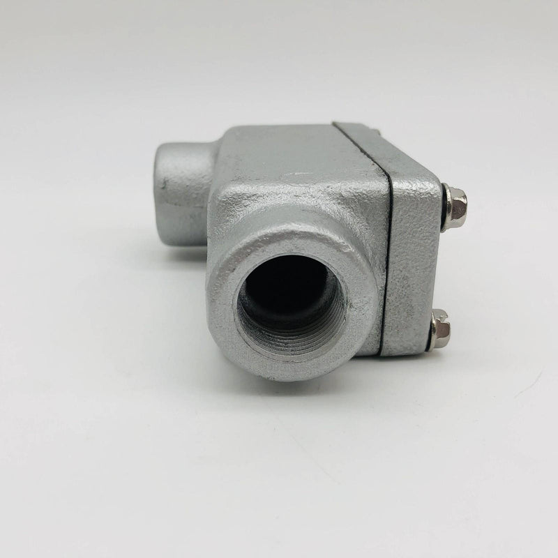 Thomas & Betts OELB2-TB Conduit Body Outlet Box with Cover 3/4in Iron OELB Style 10