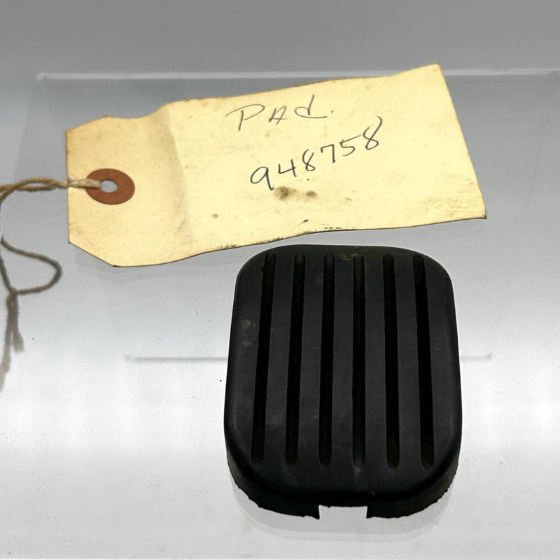 AMC Jeep 948758 Pedal Clutch Pad Cover Rubber OEM NOS Loose 4