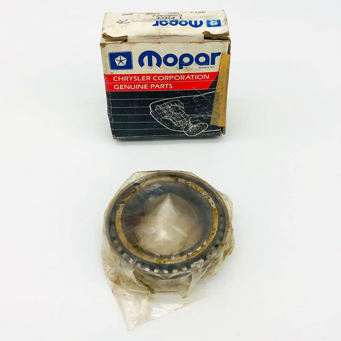 Mopar 53002922 Cone Bearing for Front Brakes OEM NOS 81-86 Jeep Cher Wag Com