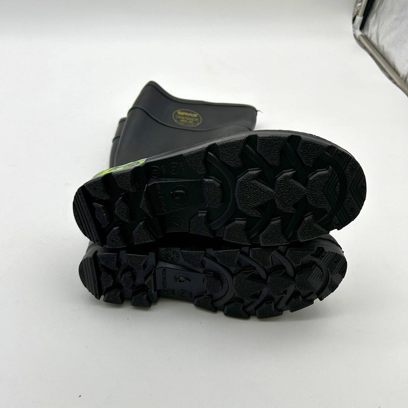 Honeywell Servus 18821 Steel Toe Rubber Boot Size 6 Waterproof Black Knee 16"