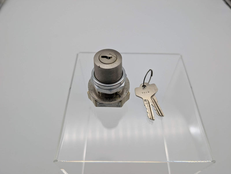 Allen-Bradley 800T-J631 Key Operated Selector Switch 3 Position NEMA Type 4 & 13