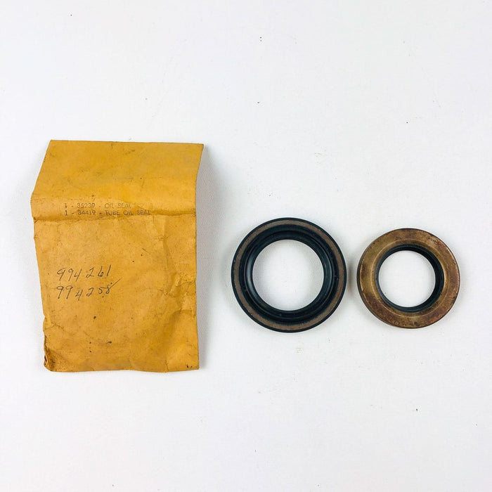 AMC Jeep 994261 Outer Axle Oil Seal 994258 Dana 44 Inner Axle Seal OEM NOS 12