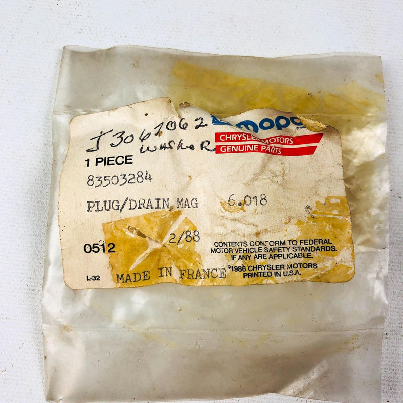 Mopar 83503284 Oil Drain Plug Magnetic J3062062 OEM NOS Open 10